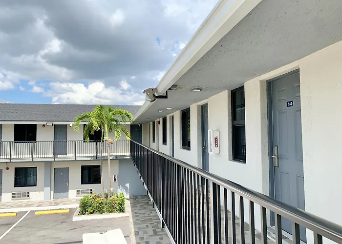 Hialeah Executive Motel Miami Springs